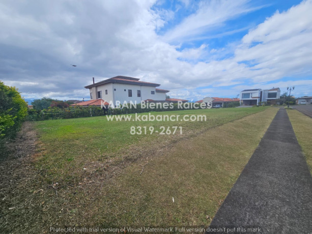 se-vende-lote-en-condominio-villa-val-san-isidro-de-heredia-big-1