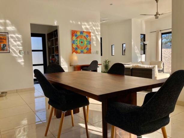 casa-y-terreno-con-potencial-comercial-y-residencial-big-1