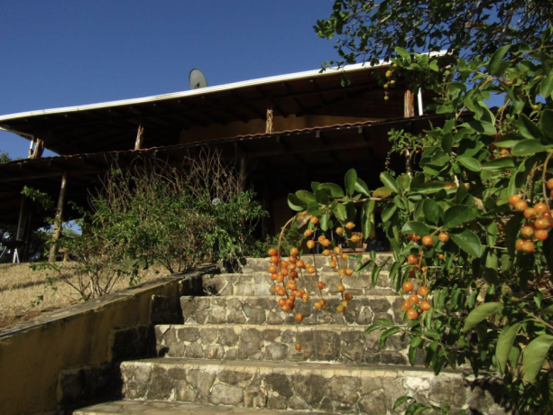 casa-en-venta-en-playa-negra-big-1