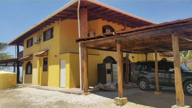 casa-en-venta-en-playa-negra-big-3