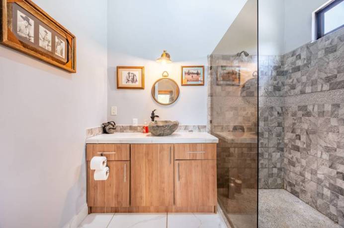 eco-friendly-property-with-house-studio-pool-just-3-minutes-from-tamarindo-big-3