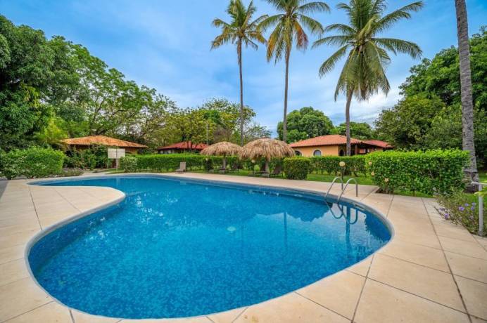 casa-renovada-cerca-del-mar-en-flamingopotrero-villagio-1-big-3