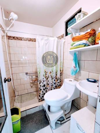 venta-de-moderna-casa-en-agua-caliente-de-cartago-big-4