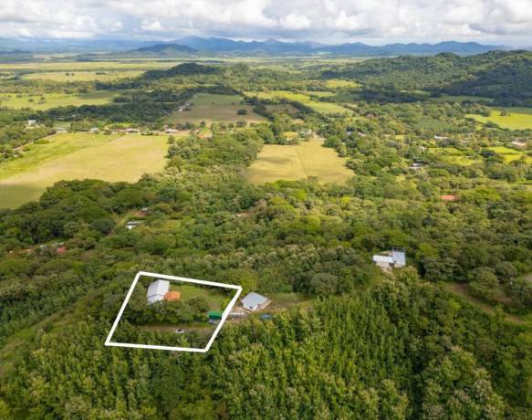 propiedad-de-5900-m2-con-vista-a-la-montana-y-casa-de-3-habitaciones-big-4