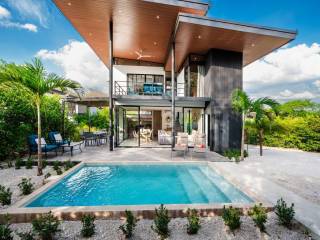 elegante-villa-de-2-dormitorios-con-piscina-a-pasos-de-playa-conchal