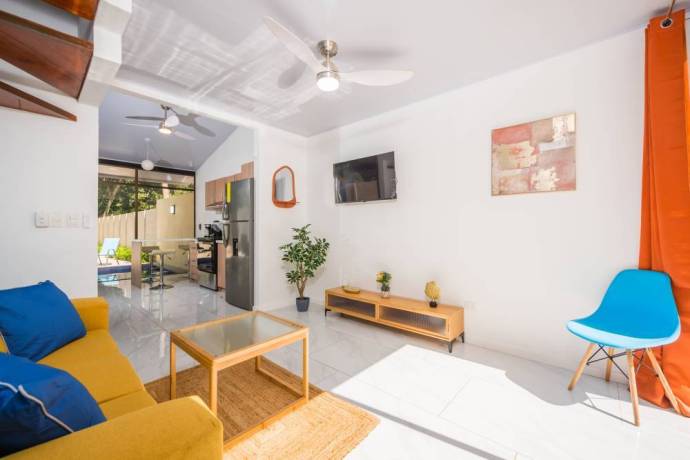 gran-oportunidad-de-inversion-cerca-de-tamarindo-casa-con-piscina-big-1