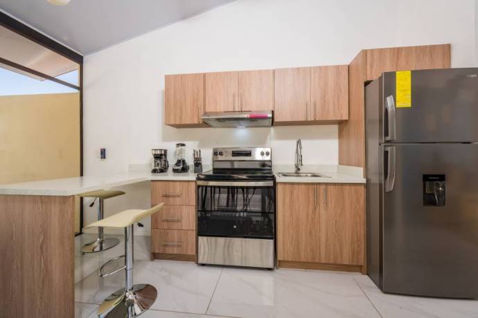 gran-oportunidad-de-inversion-cerca-de-tamarindo-casa-con-piscina-big-2