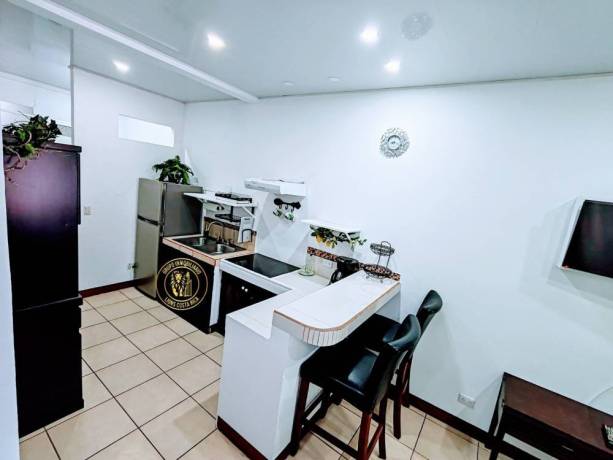 hermosa-propiedad-con-dos-casas-en-heredia-centro-con-excelente-ubicacion-big-1