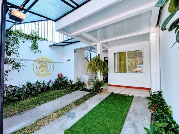 hermosa-propiedad-con-dos-casas-en-heredia-centro-con-excelente-ubicacion-big-4