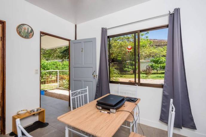 3-casas-en-gran-terreno-y-posibilidad-de-desarrollo-big-3