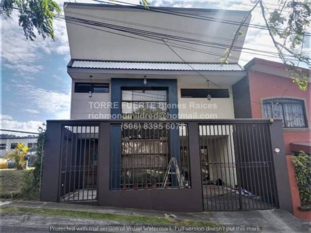 se-vende-casa-de-4-habitaciones-en-tres-rios-big-0