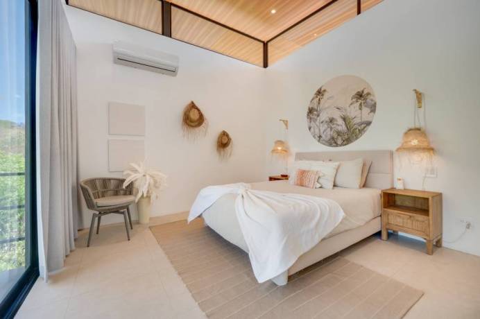 casa-y-estudio-cada-uno-con-piscina-cerca-de-puerto-viejo-big-3