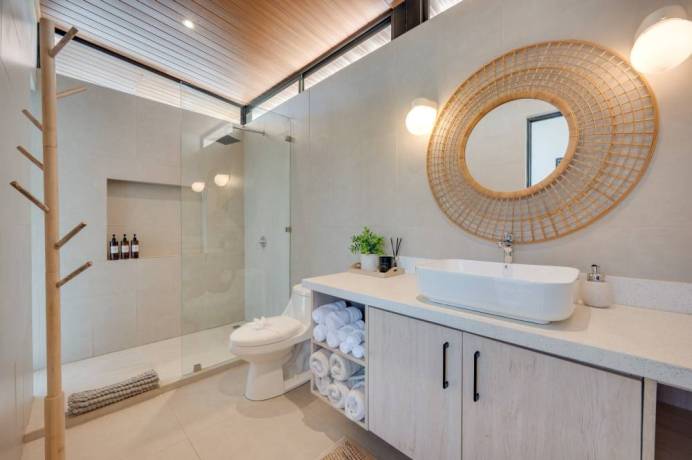 casa-y-estudio-cada-uno-con-piscina-cerca-de-puerto-viejo-big-4