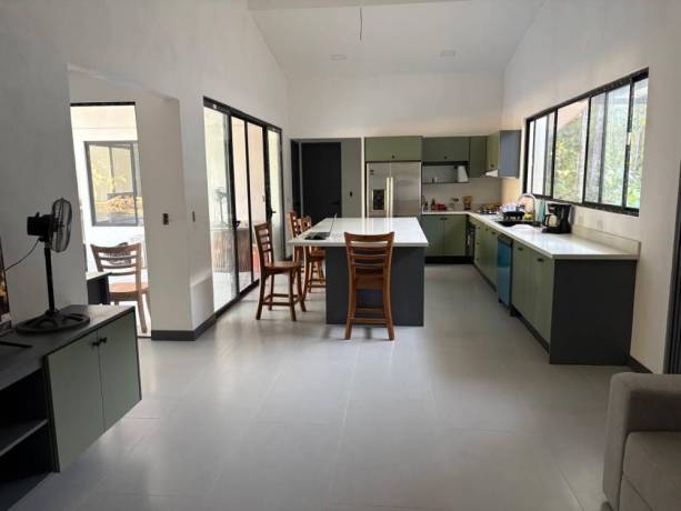 villa-nueva-con-piscina-en-san-jose-de-pinilla-entrega-en-noviembre-big-1