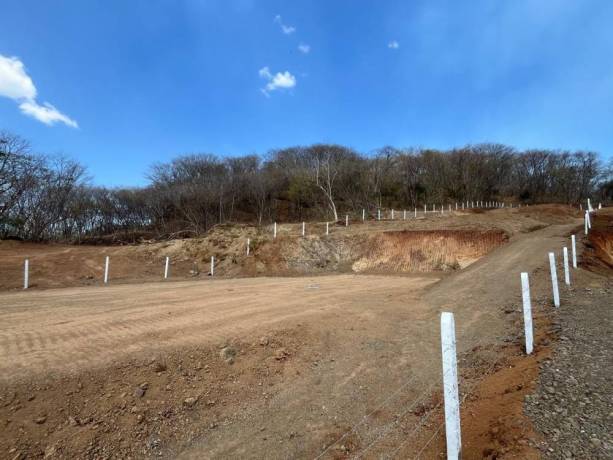lote-comercial-y-residencial-en-villarreal-tamarindo-big-3