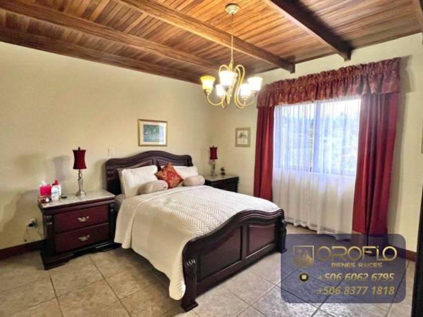 exclusiva-residencia-con-amplio-terreno-y-potencial-san-rafael-heredia-40505acmm-big-4