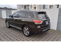 nissan-pathfinder-le-limiteh-edition-small-1