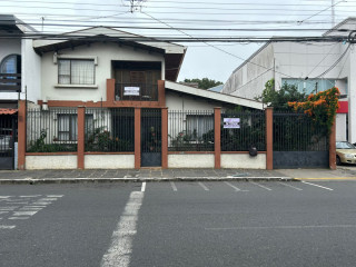 Se vende casa comercial en Cartago centro! REBAJADA!